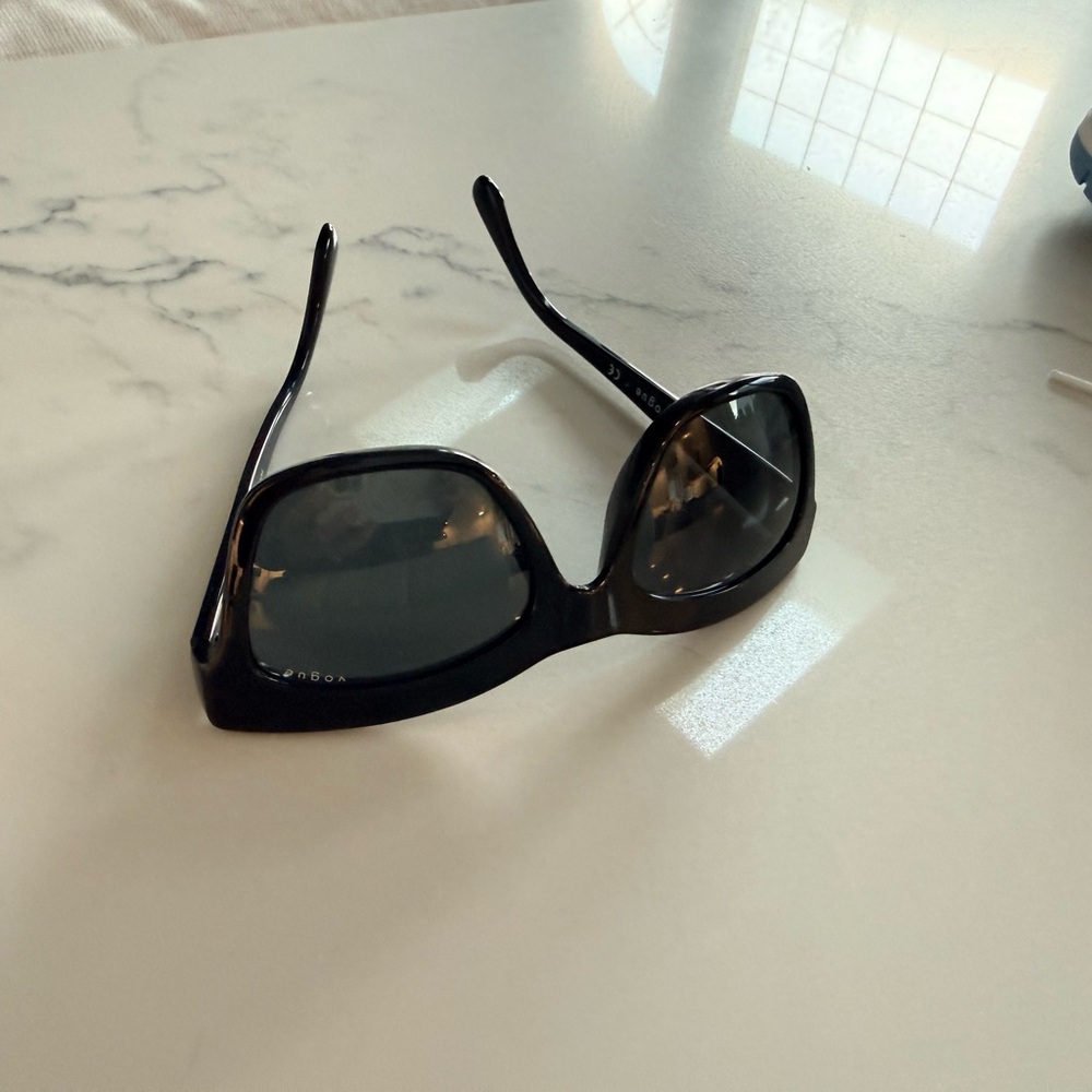 Vogue Black Cat-Eye Sunglasses for Women - Picture 2 of 6